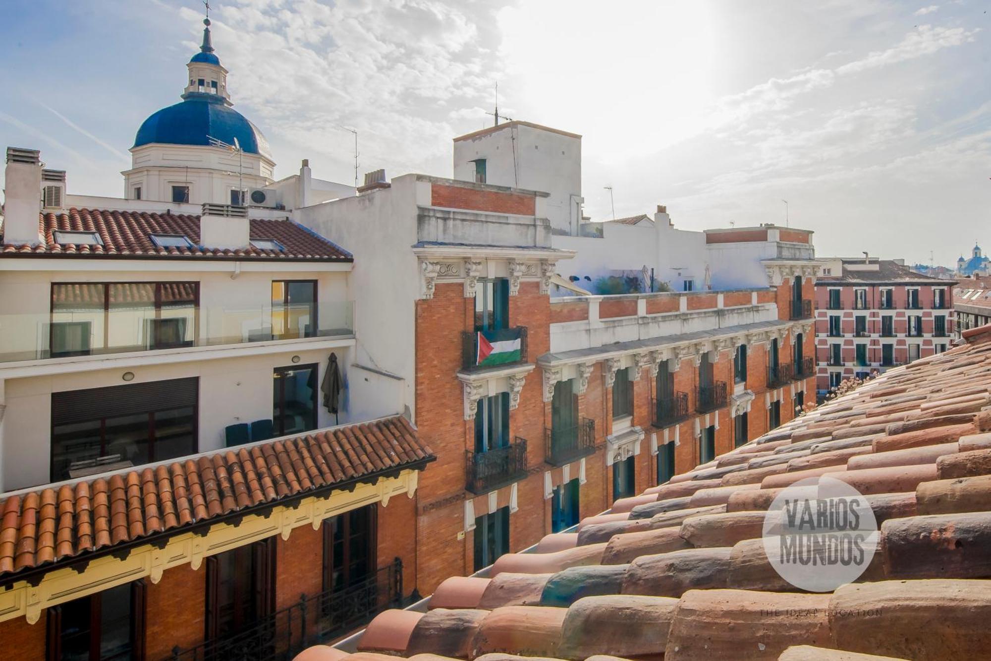Retiro Para 3 En Sol, Conoce Concepcion Jeronima Madrid Eksteriør billede